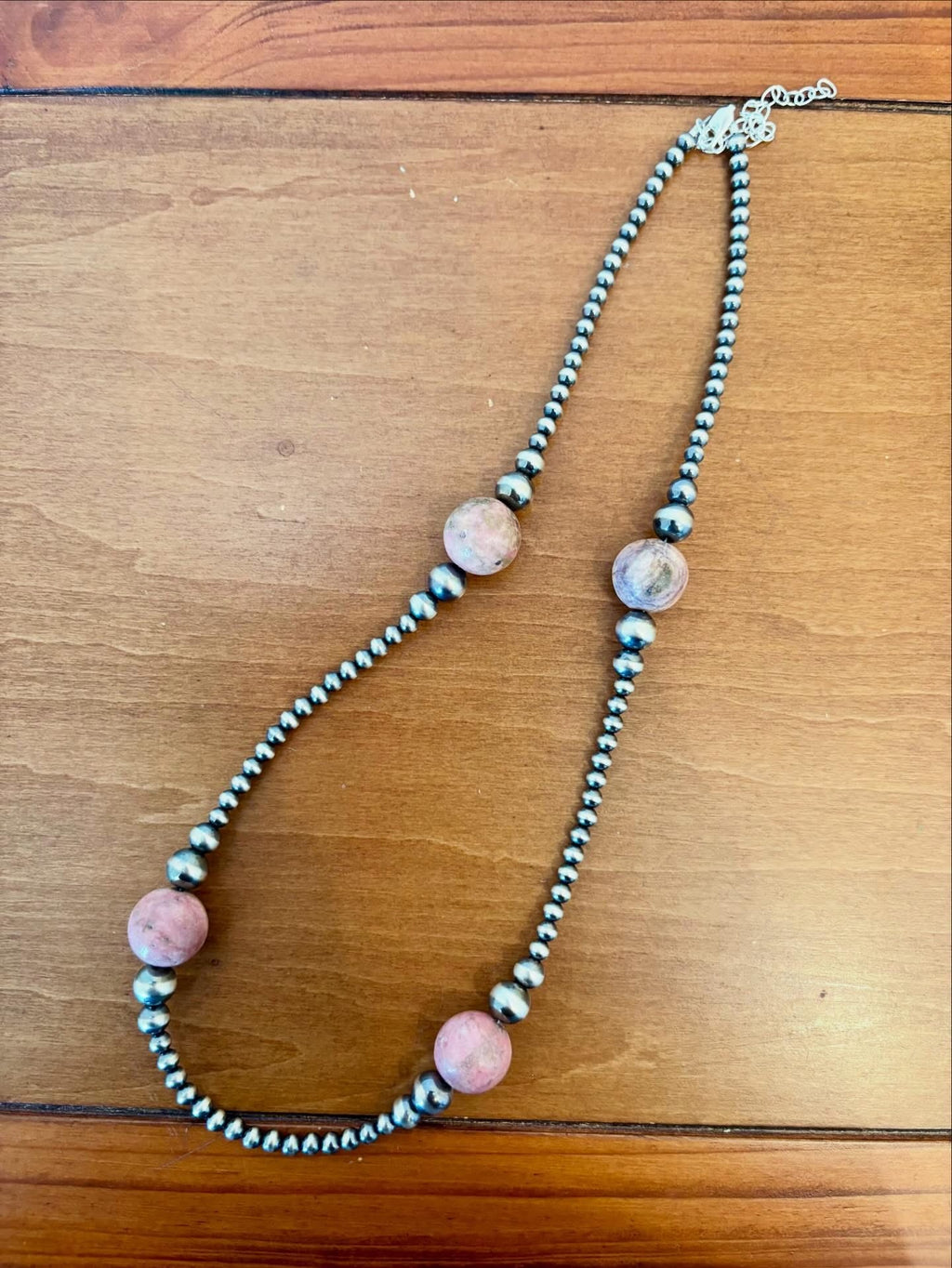 18-21” Multigraduated Navajo Pearl and Rhodonite Necklace